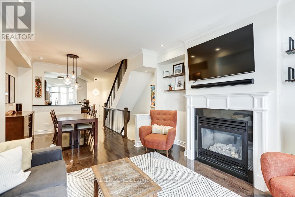 












#8 - 245 VAN DUSEN BOULEVARD

,
Toronto,




Ontario
M8Z3J2

