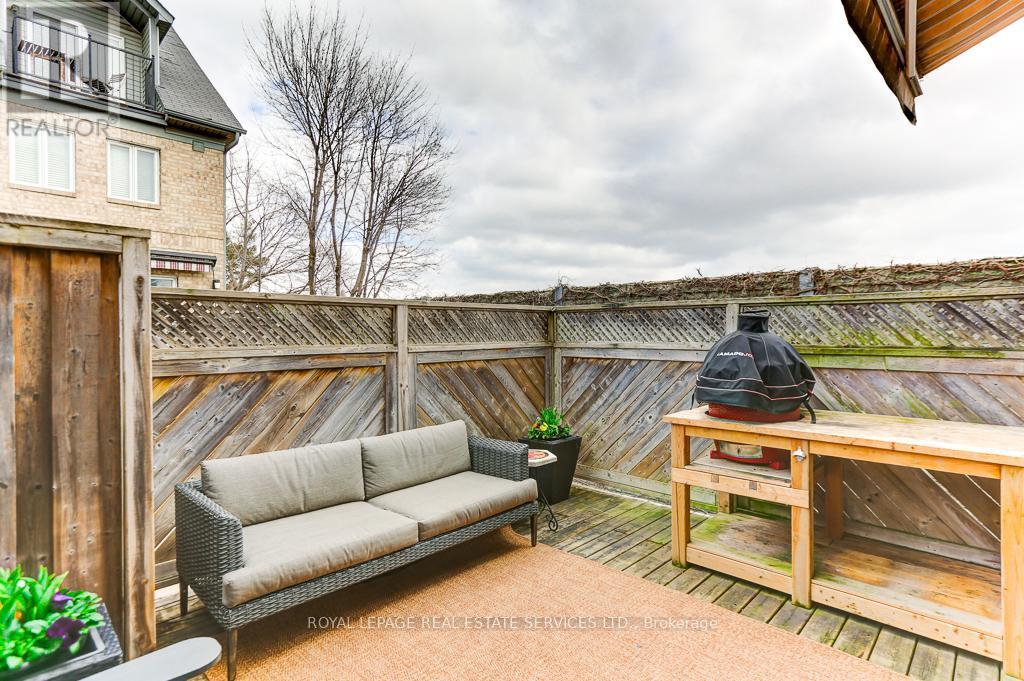 












#8 - 245 VAN DUSEN BOULEVARD

,
Toronto,




Ontario
M8Z3J2

