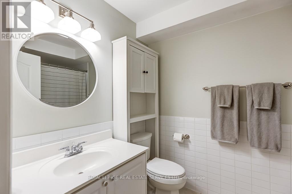 












#8 - 245 VAN DUSEN BOULEVARD

,
Toronto,




Ontario
M8Z3J2

