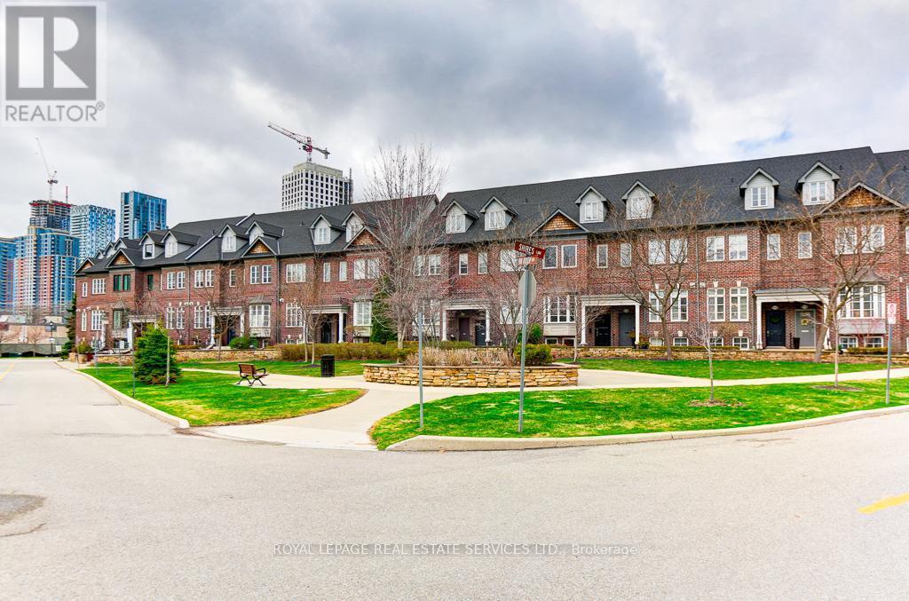 












#8 - 245 VAN DUSEN BOULEVARD

,
Toronto,




Ontario
M8Z3J2

