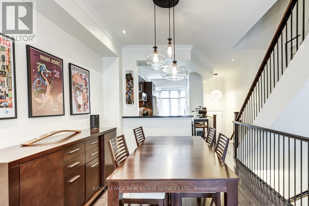 












#8 - 245 VAN DUSEN BOULEVARD

,
Toronto,




Ontario
M8Z3J2

