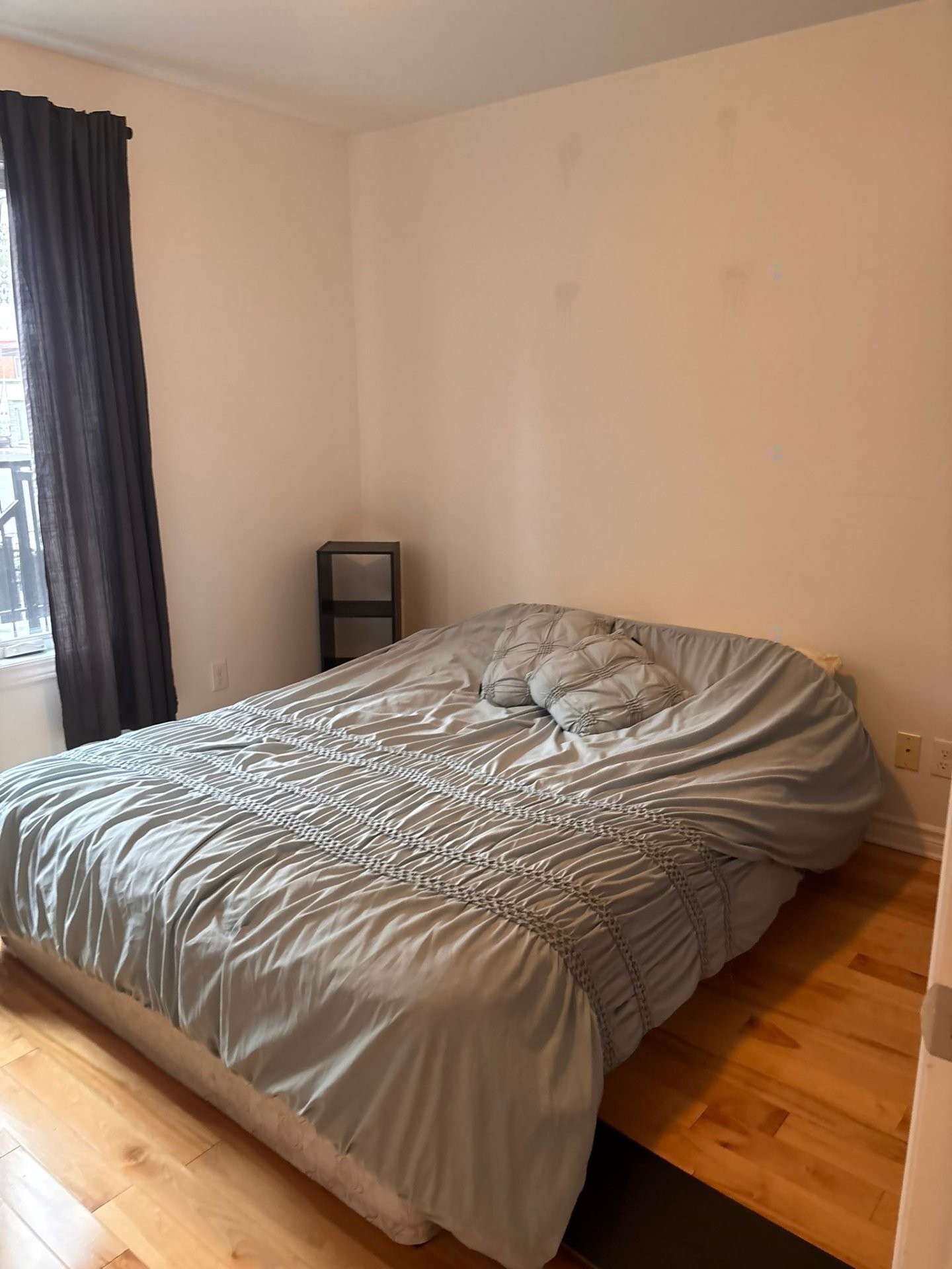 









1144


Rue St-Edouard

,
Longueuil (Le Vieux-Longueuil),




QC
J4K1T1

