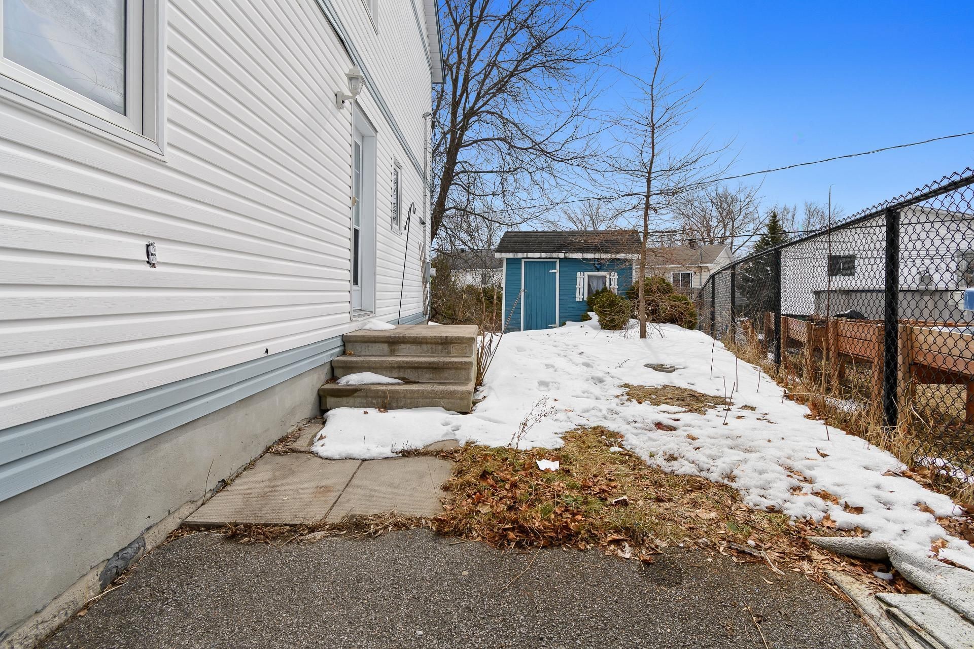 









43


Imp. Emerson

,
Gatineau (Aylmer),




QC
J9H7A4

