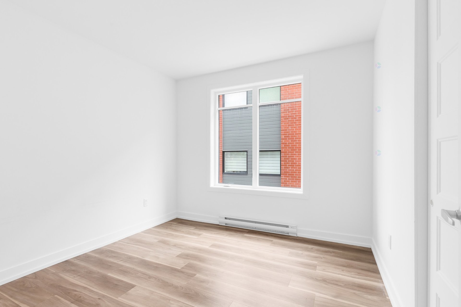 









140


Boul. St-Elzear O.

, 202,
Laval (Vimont),




QC
H7M1E3

