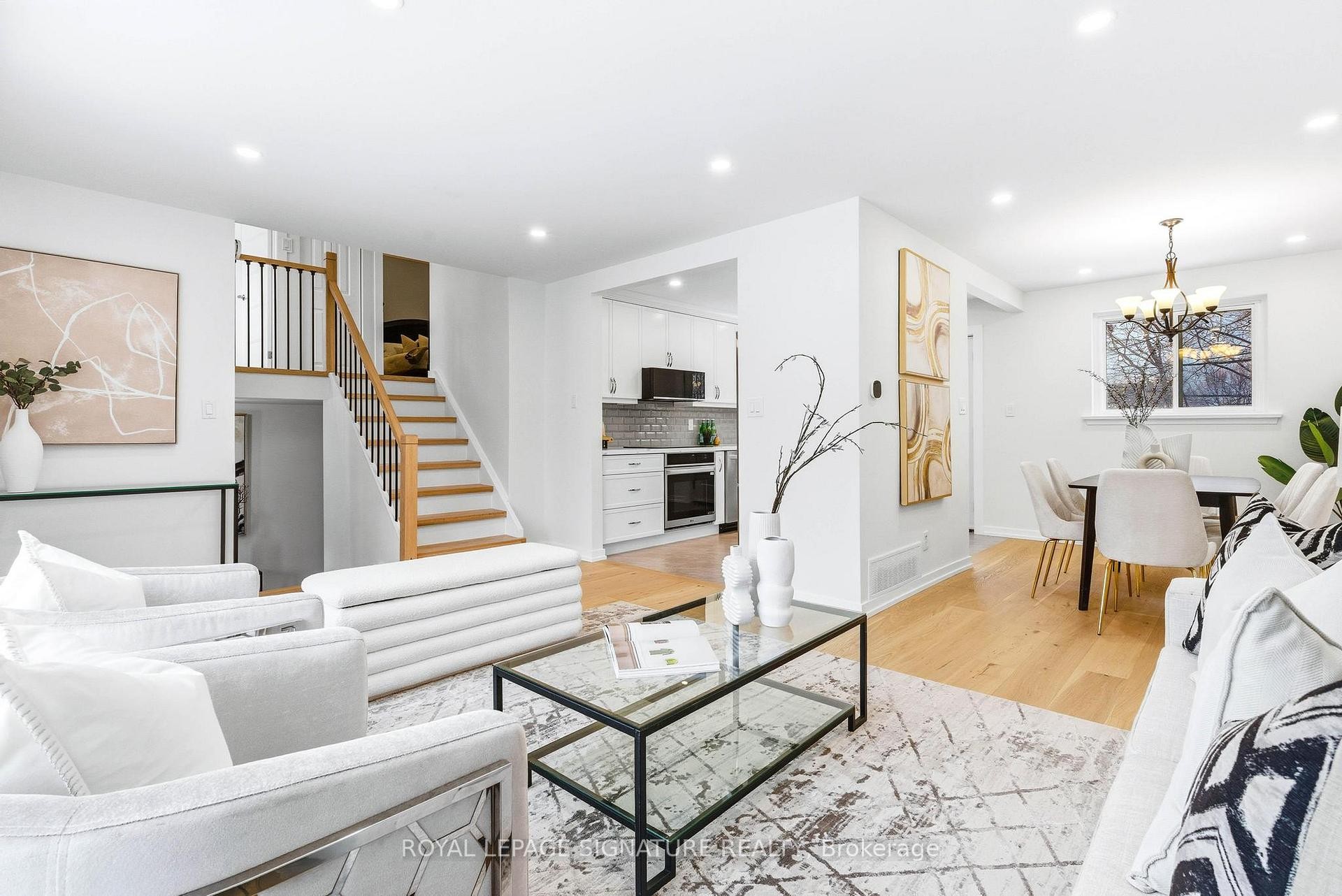 









1271


Canford

Crescent,
Mississauga,




ON
L5J 3M9

