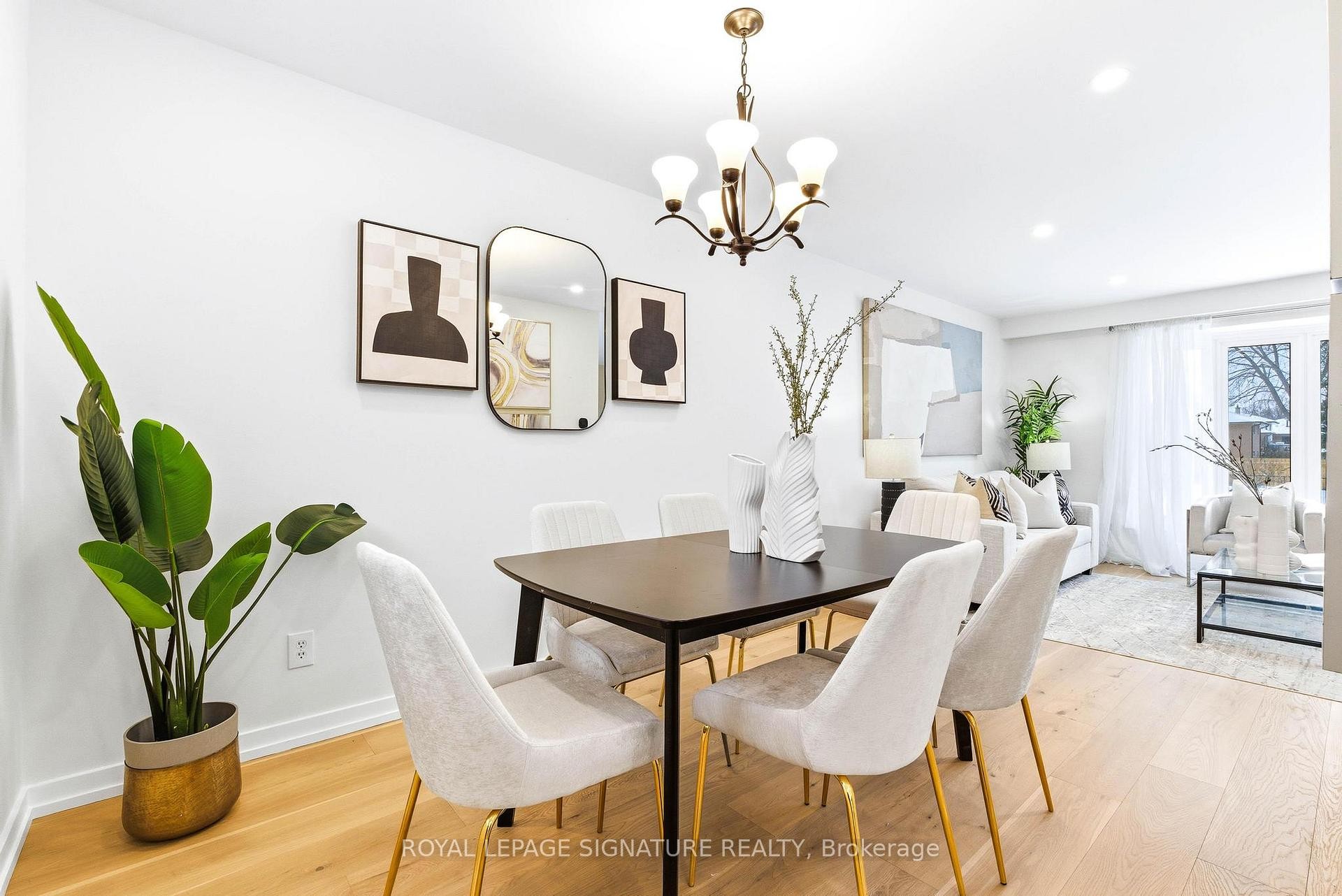 









1271


Canford

Crescent,
Mississauga,




ON
L5J 3M9

