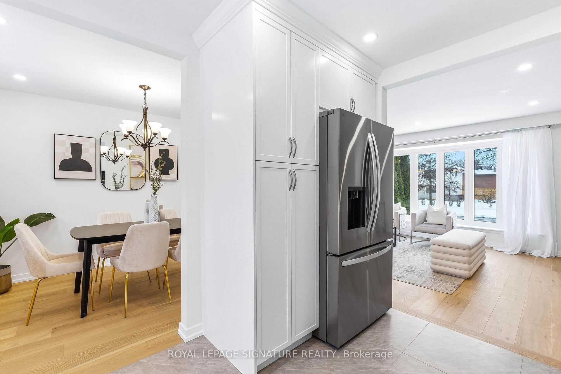 









1271


Canford

Crescent,
Mississauga,




ON
L5J 3M9

