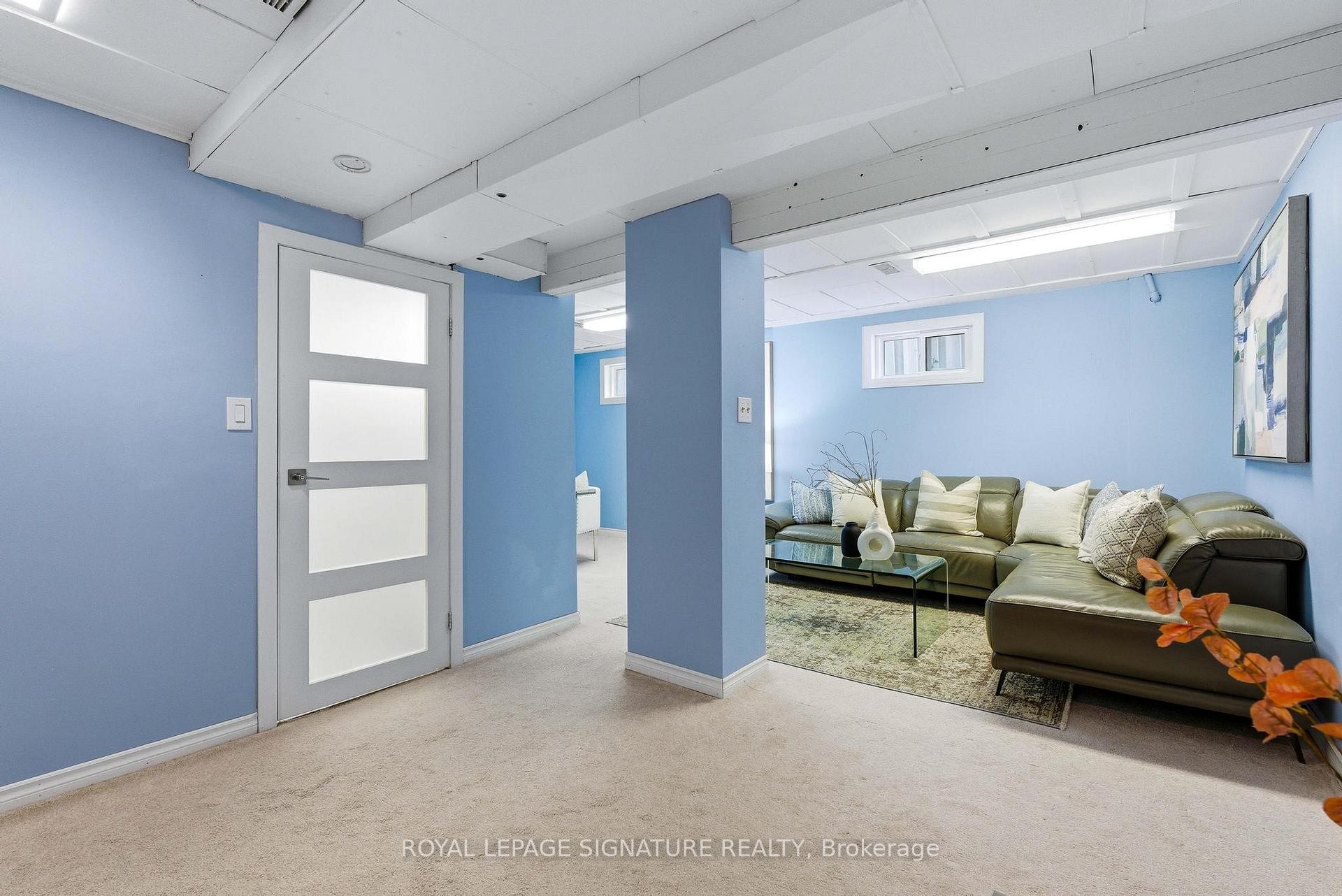 









1271


Canford

Crescent,
Mississauga,




ON
L5J 3M9

