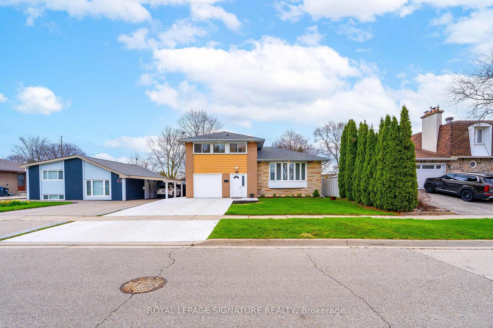 









1271


Canford

Crescent,
Mississauga,




ON
L5J 3M9

