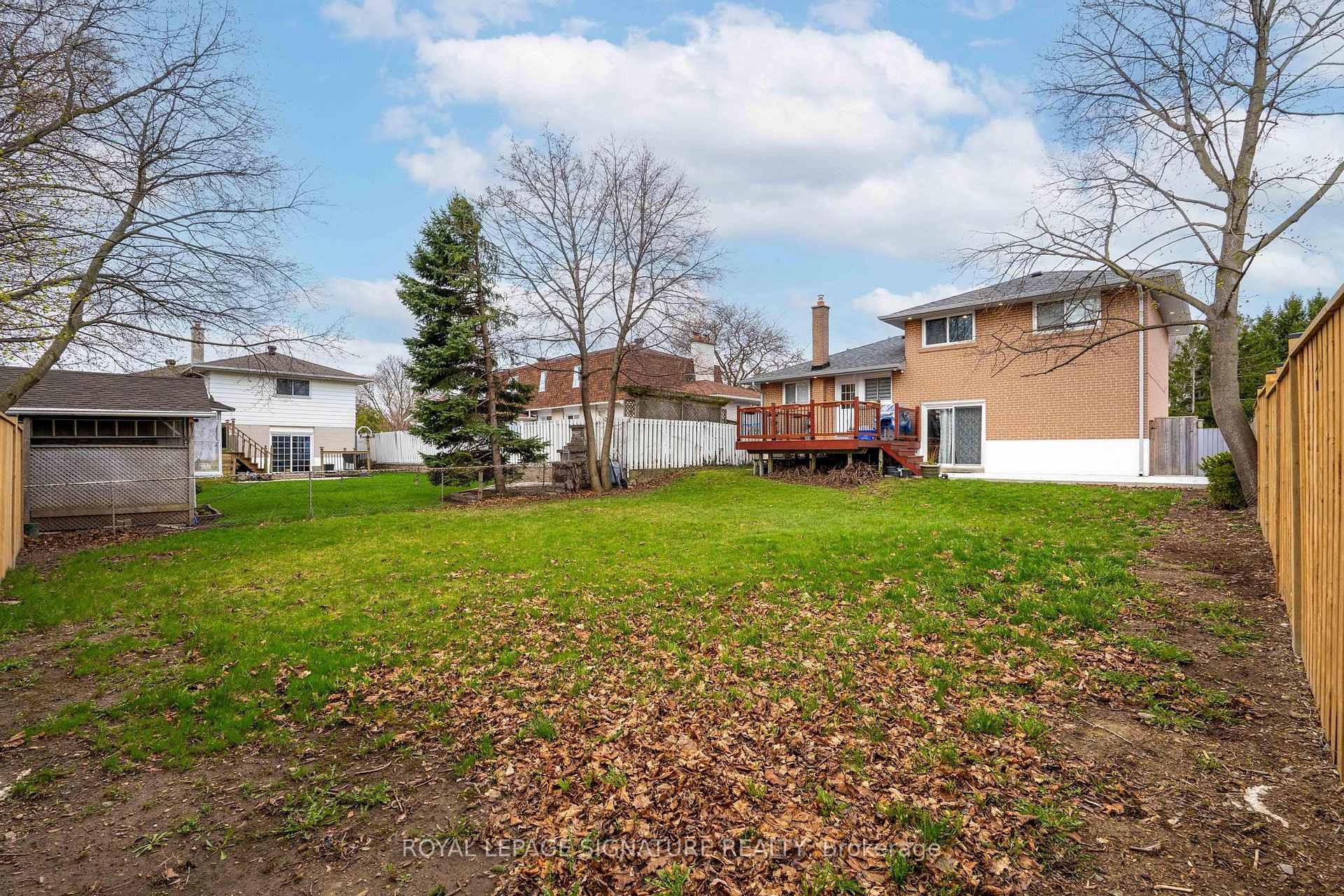 









1271


Canford

Crescent,
Mississauga,




ON
L5J 3M9

