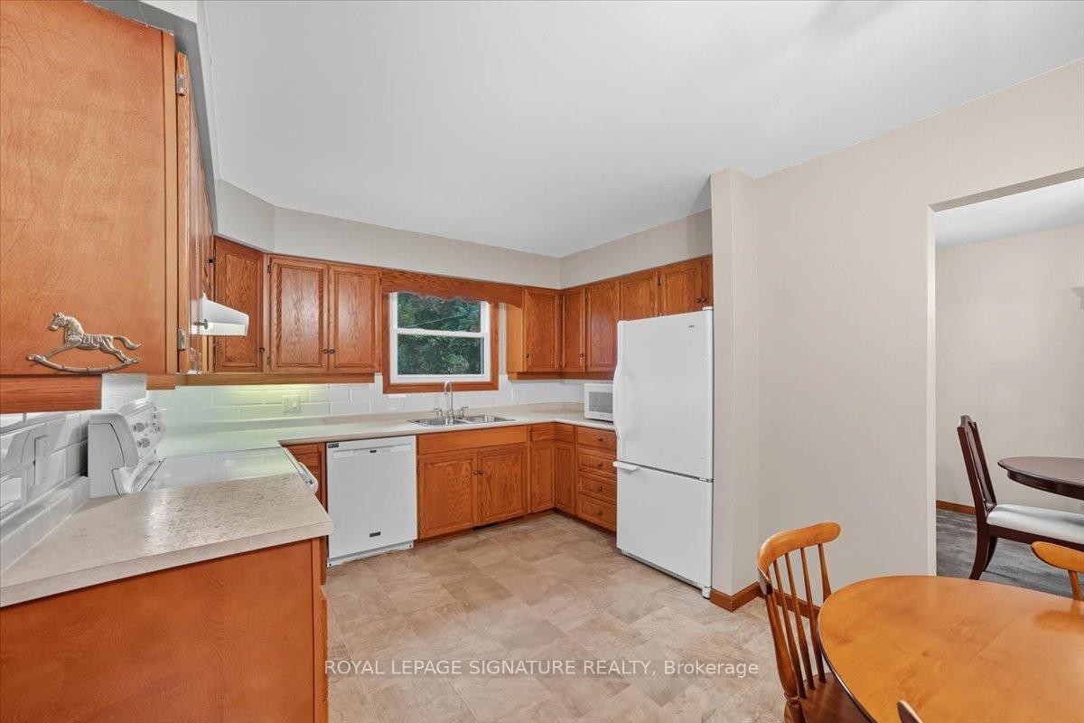 









268


Cameron

Street,
Goderich,




ON
N7A 3L3


