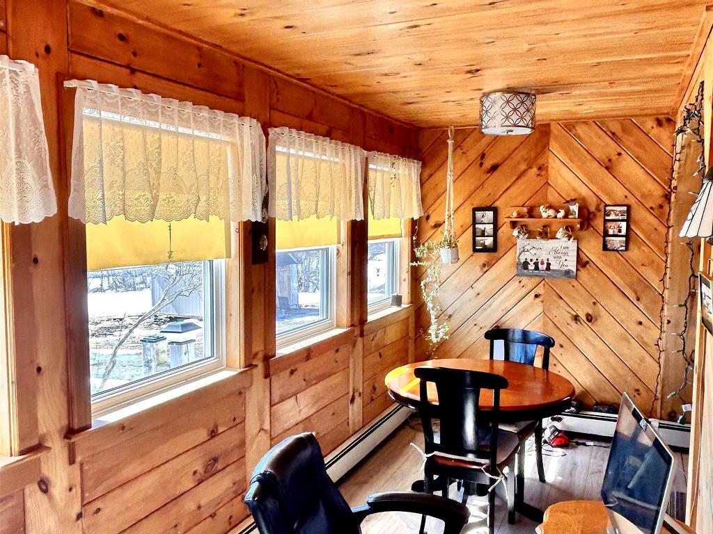 












2041 Strathlorne-Scotsville Road

,
North Ainslie,




NS
B0E 3M0

