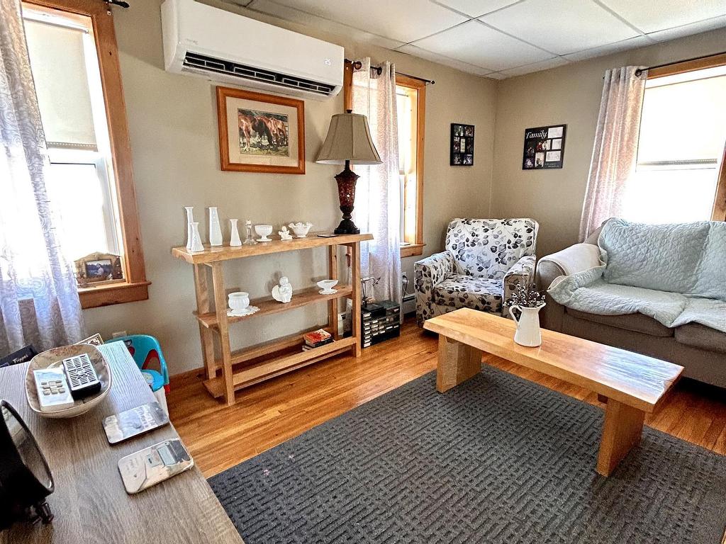 












2041 Strathlorne-Scotsville Road

,
North Ainslie,




NS
B0E 3M0

