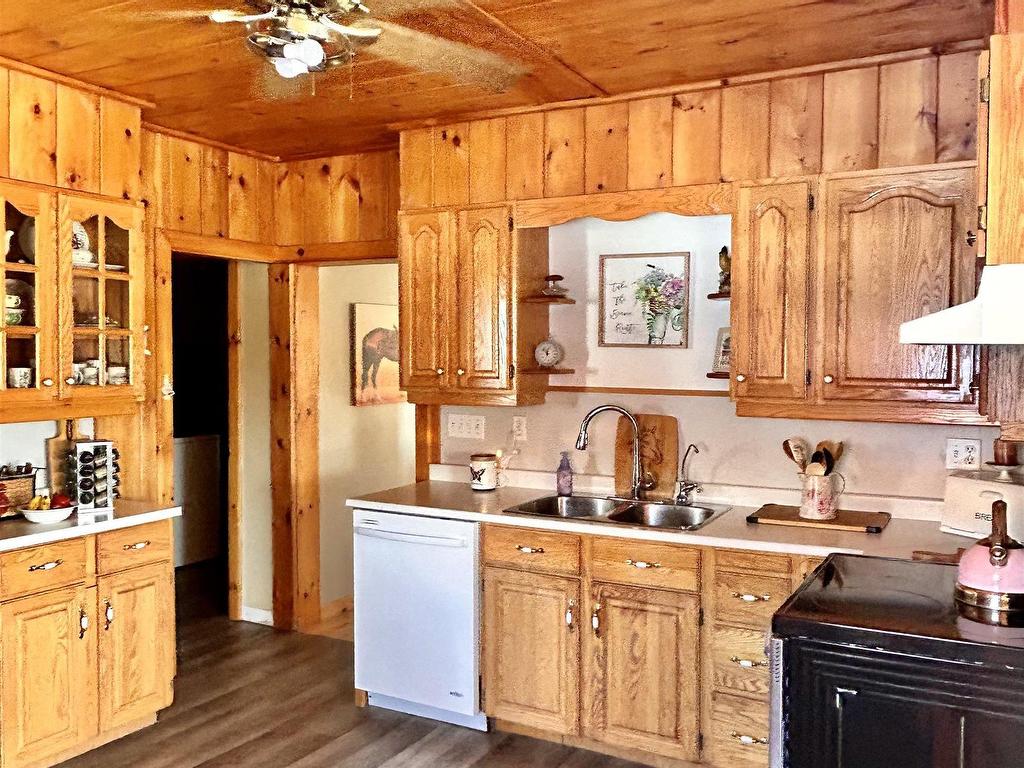 












2041 Strathlorne-Scotsville Road

,
North Ainslie,




NS
B0E 3M0

