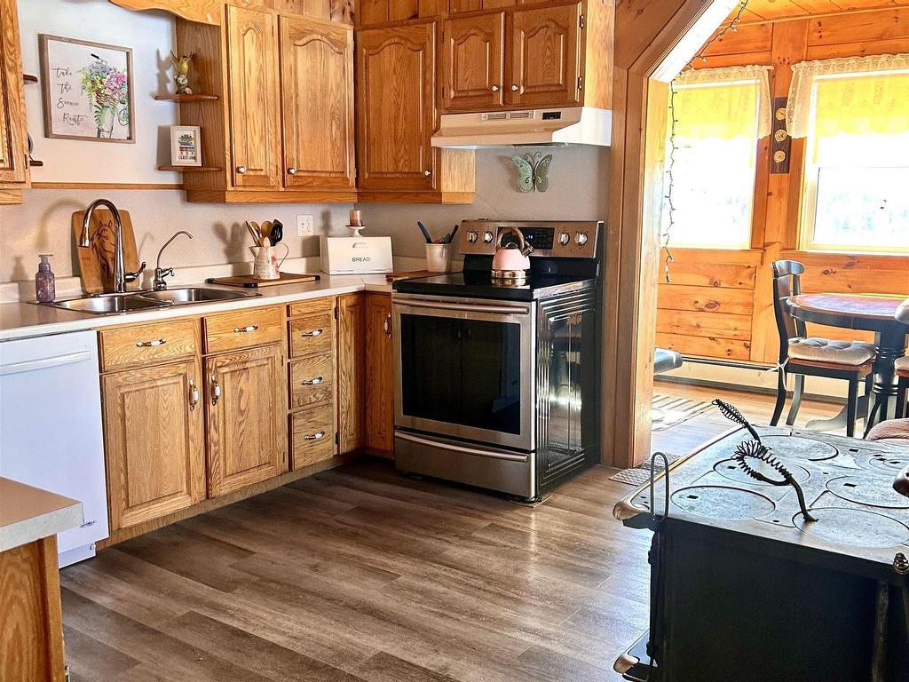 












2041 Strathlorne-Scotsville Road

,
North Ainslie,




NS
B0E 3M0

