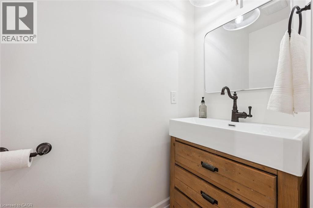 












14 WOOD DUCK Court

,
Guelph,




Ontario
N1C1B1


