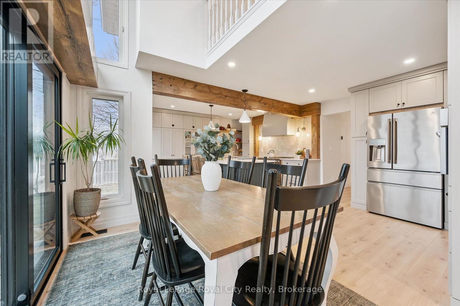 












14 WOOD DUCK COURT

,
Guelph (Kortright Hills),




Ontario
N1C1B1


