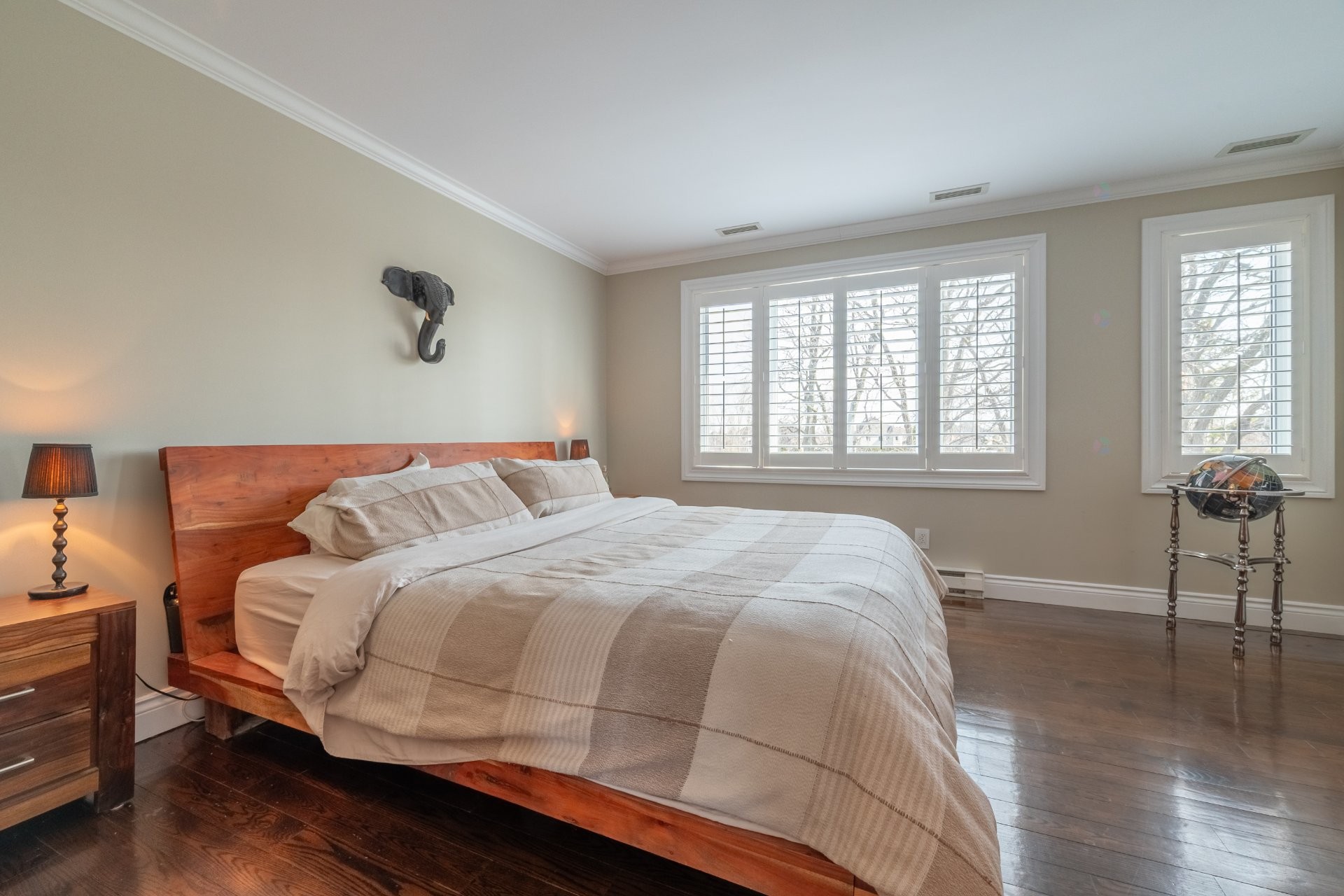 









2077


Rue Lincourt

,
Longueuil (Le Vieux-Longueuil),




QC
J4N1N8

