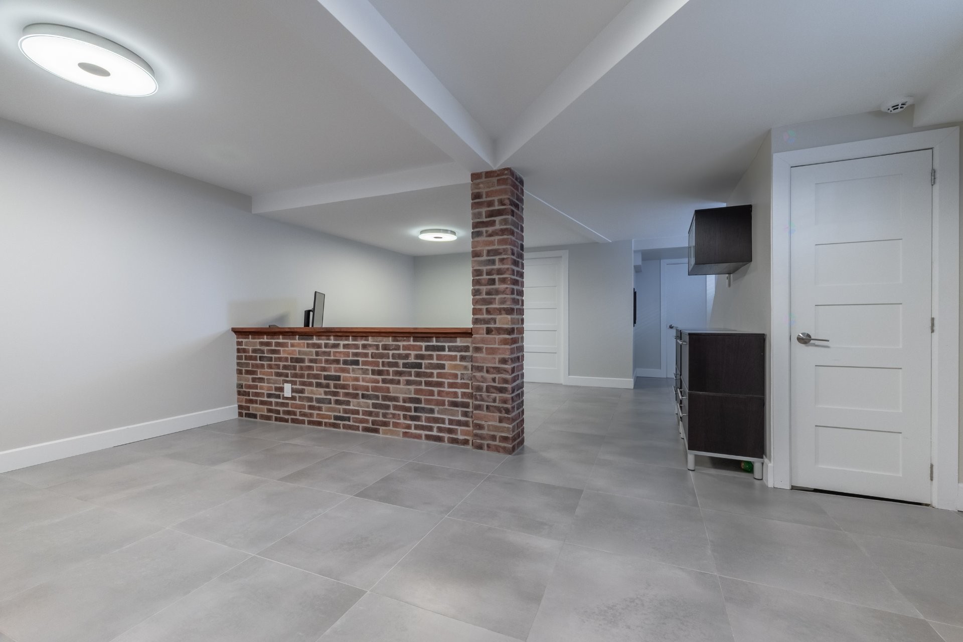 









2077


Rue Lincourt

,
Longueuil (Le Vieux-Longueuil),




QC
J4N1N8

