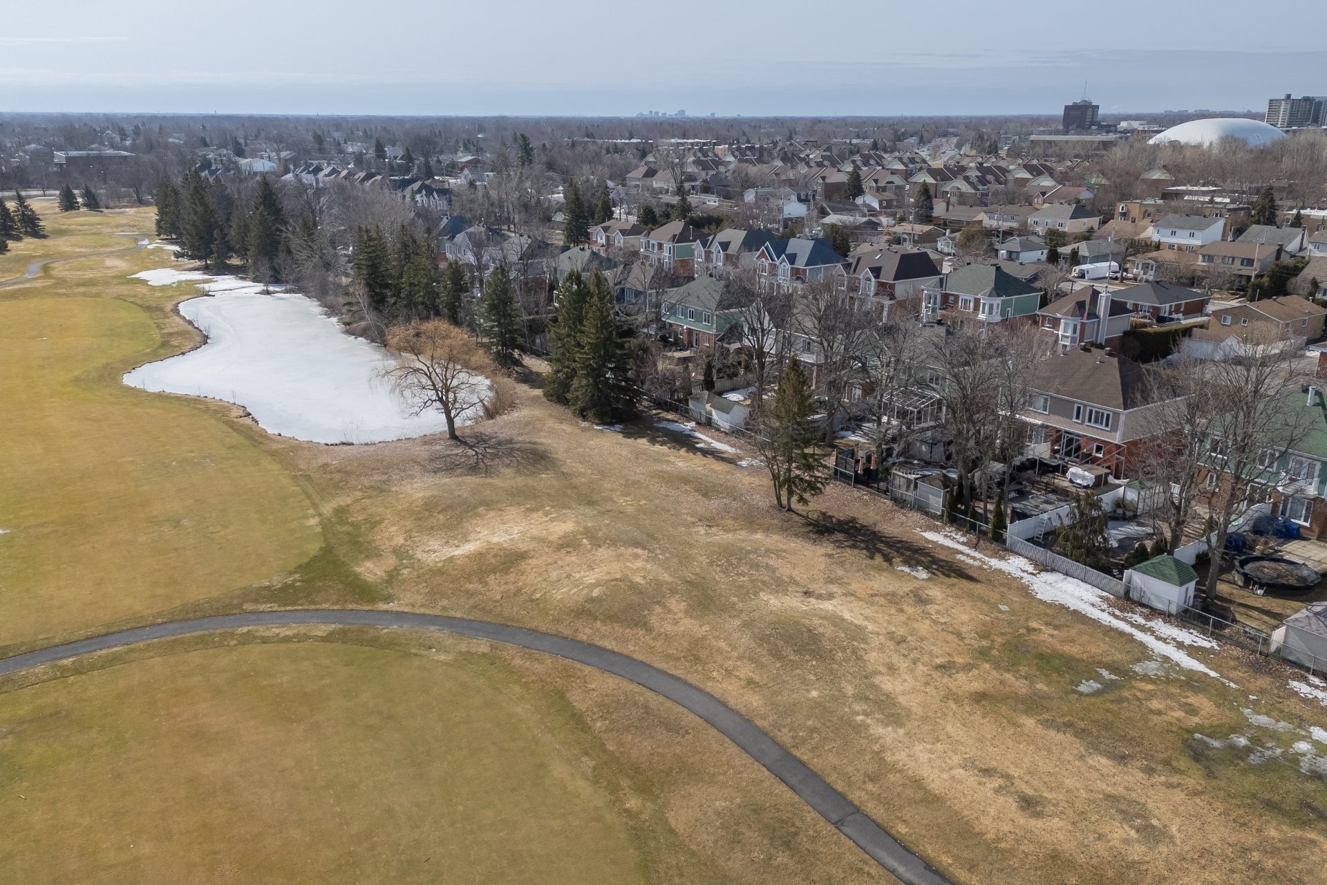 









2077


Rue Lincourt

,
Longueuil (Le Vieux-Longueuil),




QC
J4N1N8

