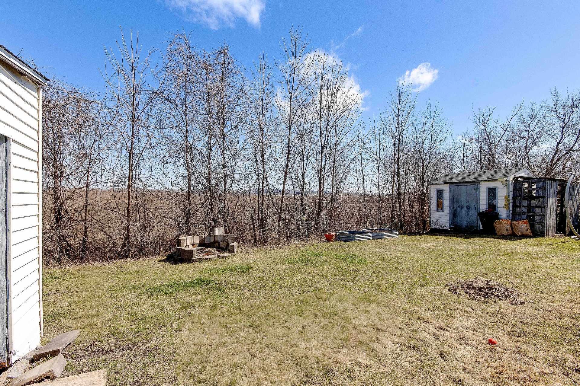 









5565

 - 5575


Rue Bachand

,
Longueuil (Saint-Hubert),




QC
J3Y0X5

