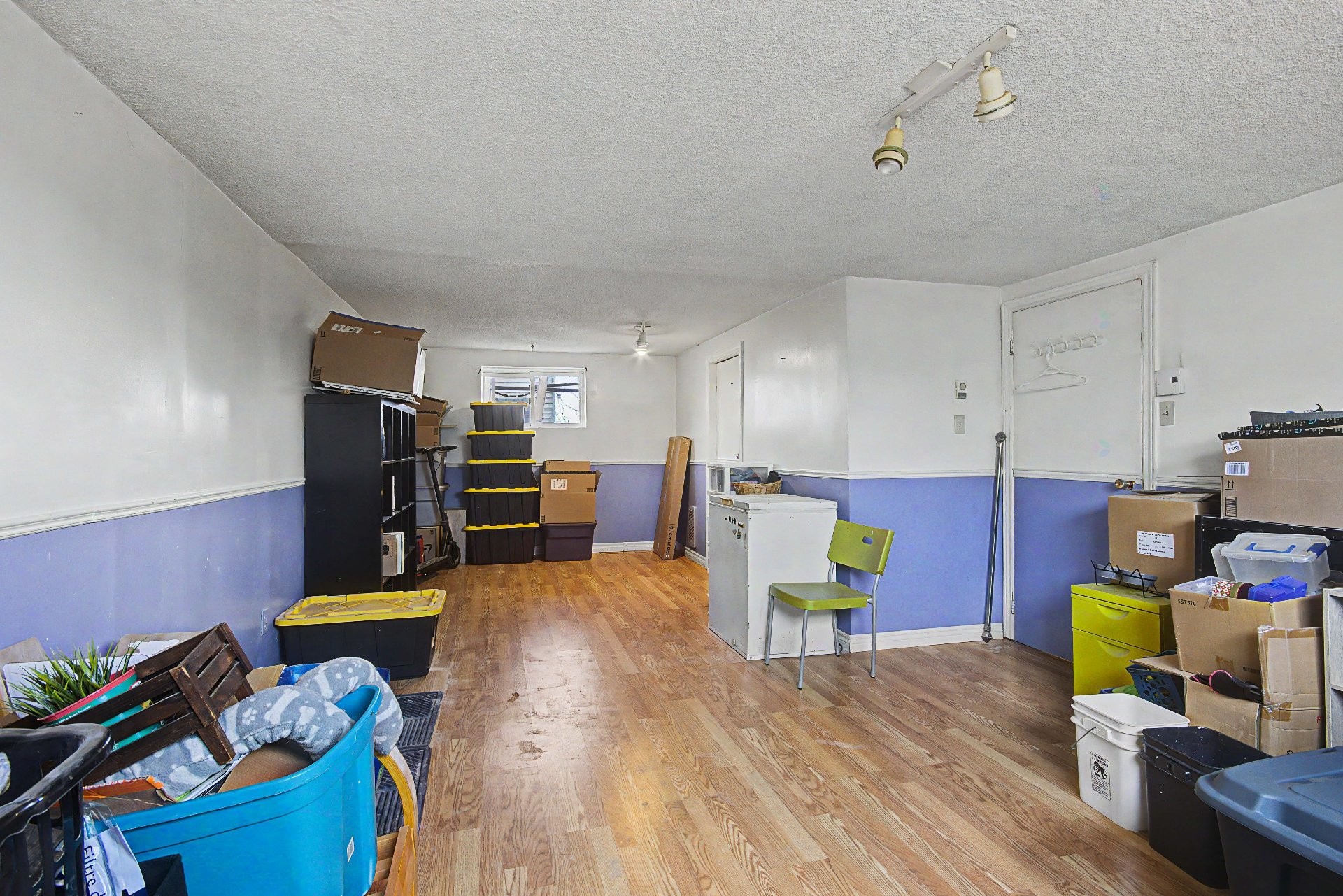 









5565Z

 - 5575Z


Rue Bachand

,
Longueuil (Saint-Hubert),




QC
J3Y0X5

