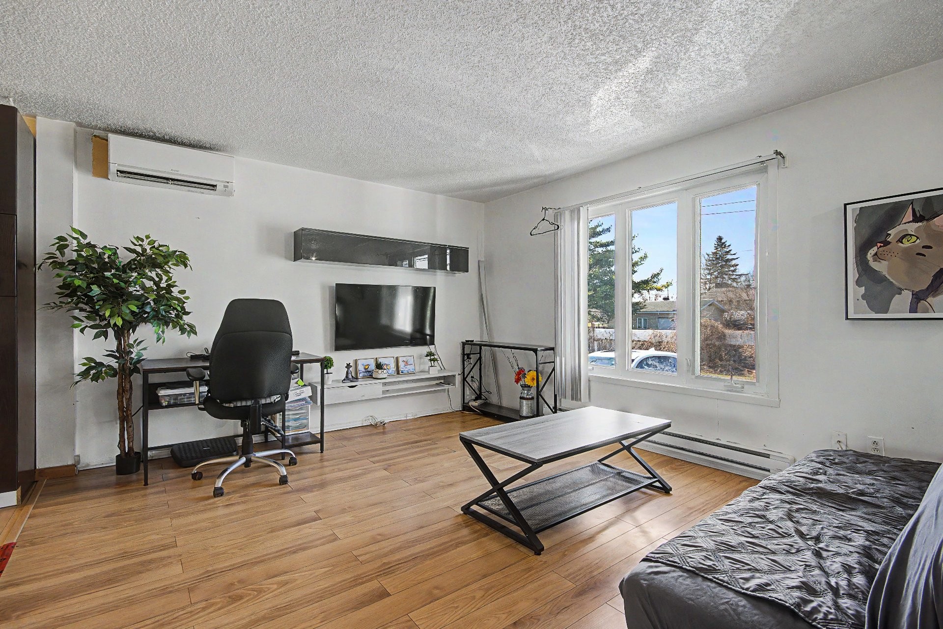 









5565Z

 - 5575Z


Rue Bachand

,
Longueuil (Saint-Hubert),




QC
J3Y0X5


