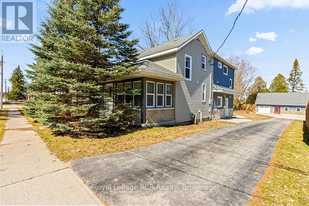 












144 LOUCKS LANE E

,
Chatsworth,




Ontario
N0H1G0

