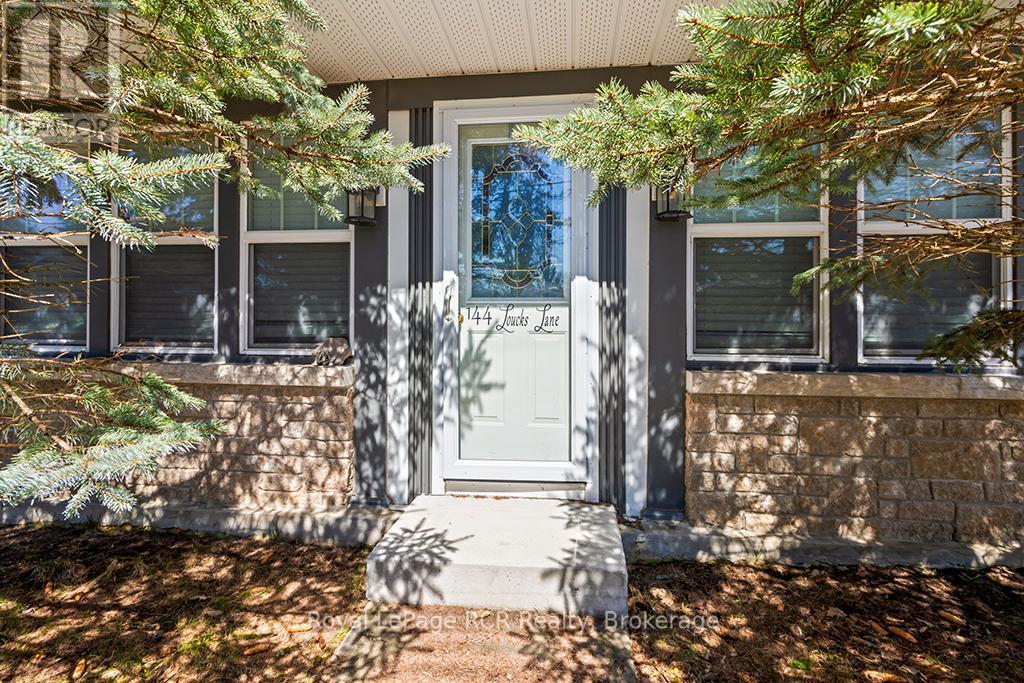 












144 LOUCKS LANE E

,
Chatsworth,




Ontario
N0H1G0

