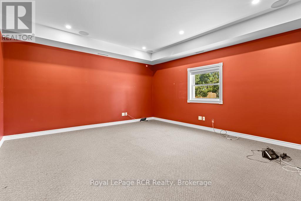 












144 LOUCKS LANE E

,
Chatsworth,




Ontario
N0H1G0

