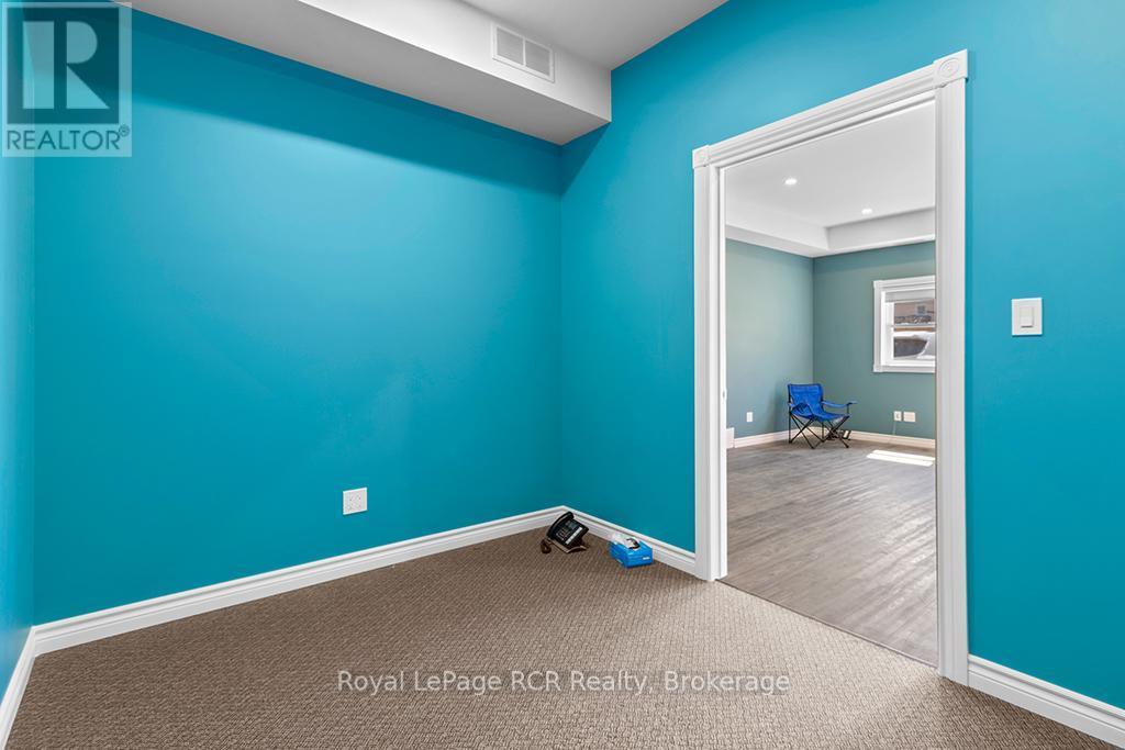 












144 LOUCKS LANE E

,
Chatsworth,




Ontario
N0H1G0

