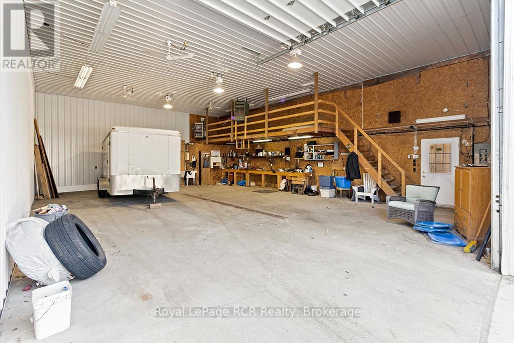 












144 LOUCKS LANE E

,
Chatsworth,




Ontario
N0H1G0

