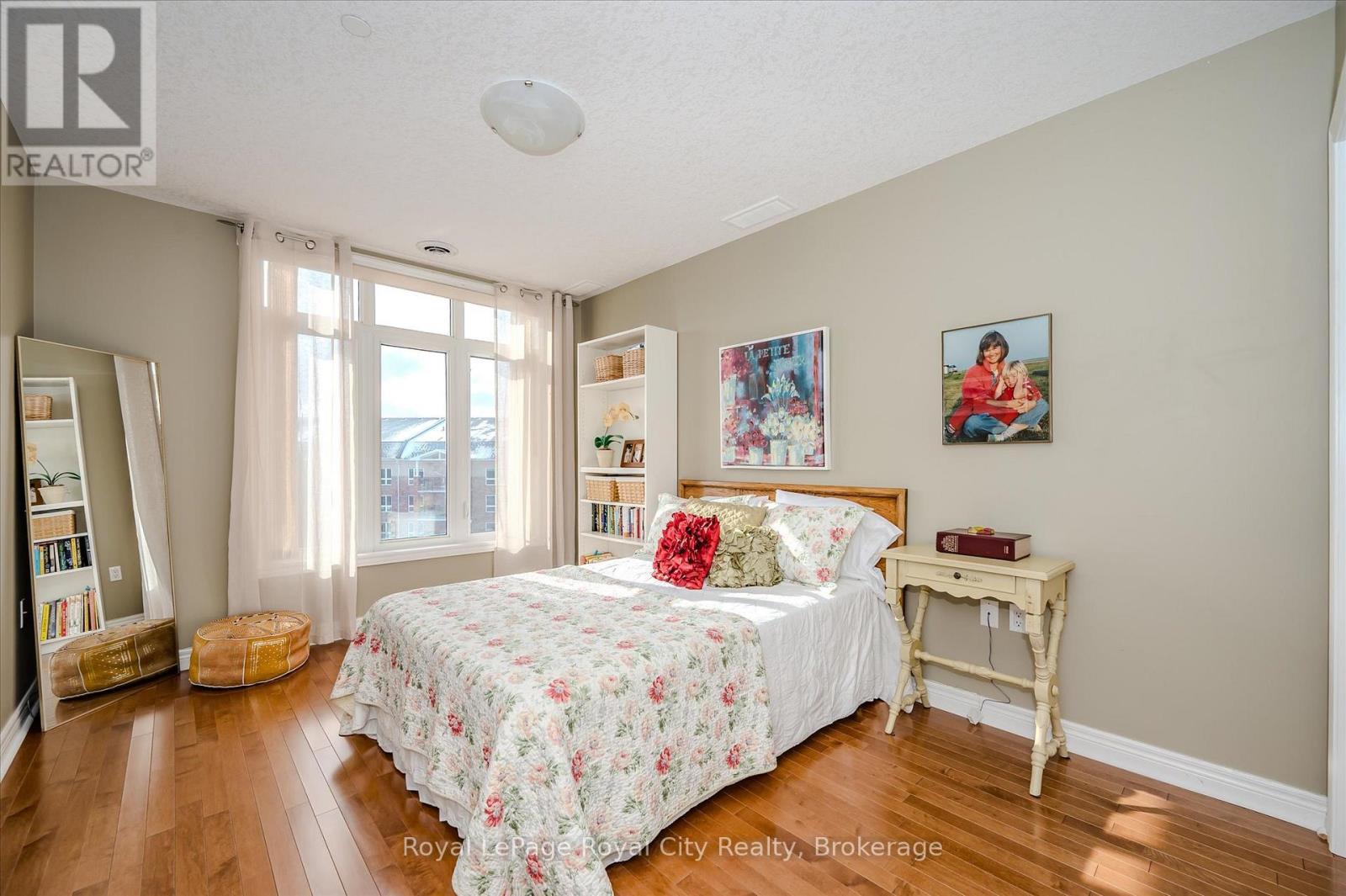 












401 - 65 BAYBERRY DRIVE

,
Guelph (Village By The Arboretum),




Ontario
N1G5K9

