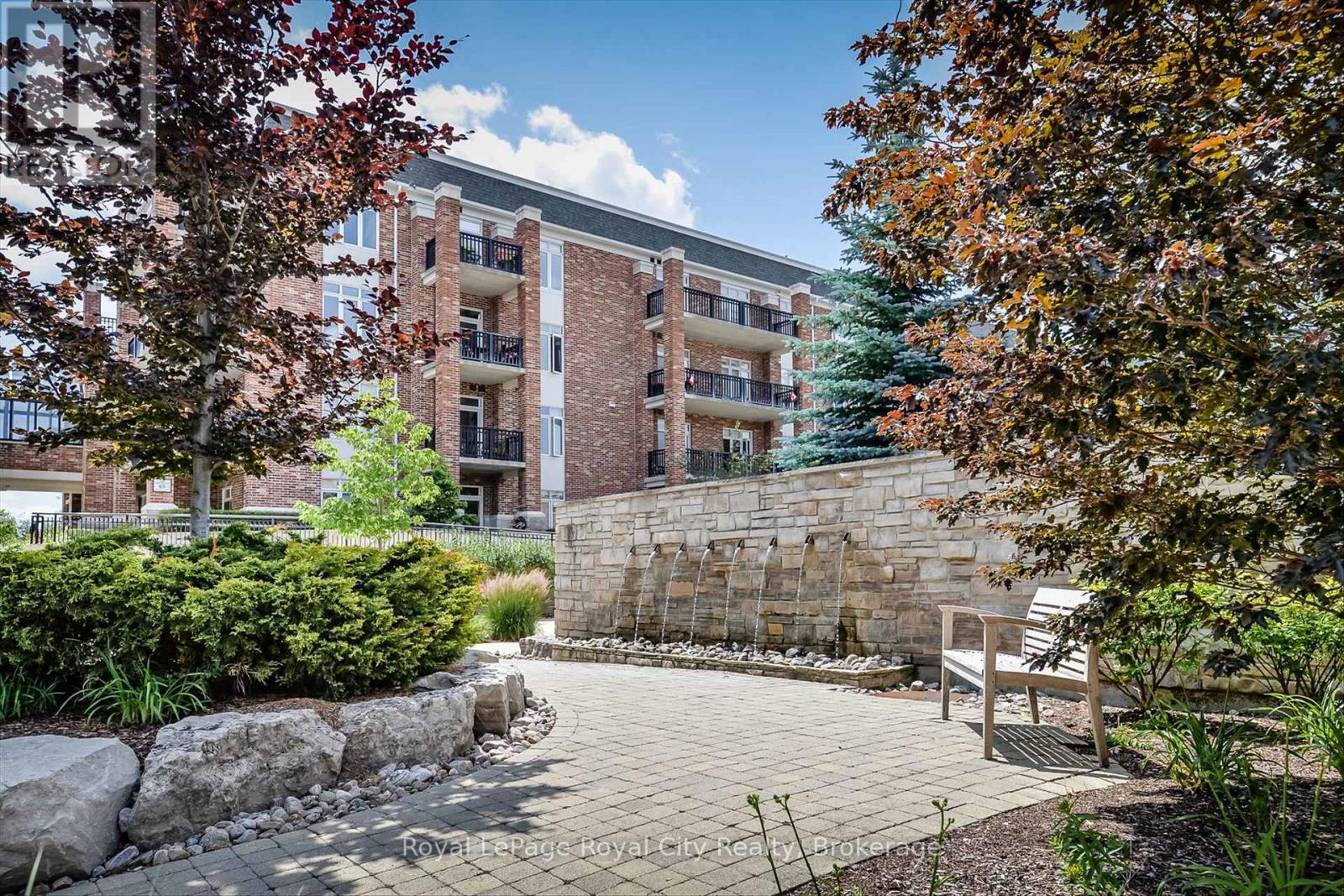 












401 - 65 BAYBERRY DRIVE

,
Guelph (Village By The Arboretum),




Ontario
N1G5K9

