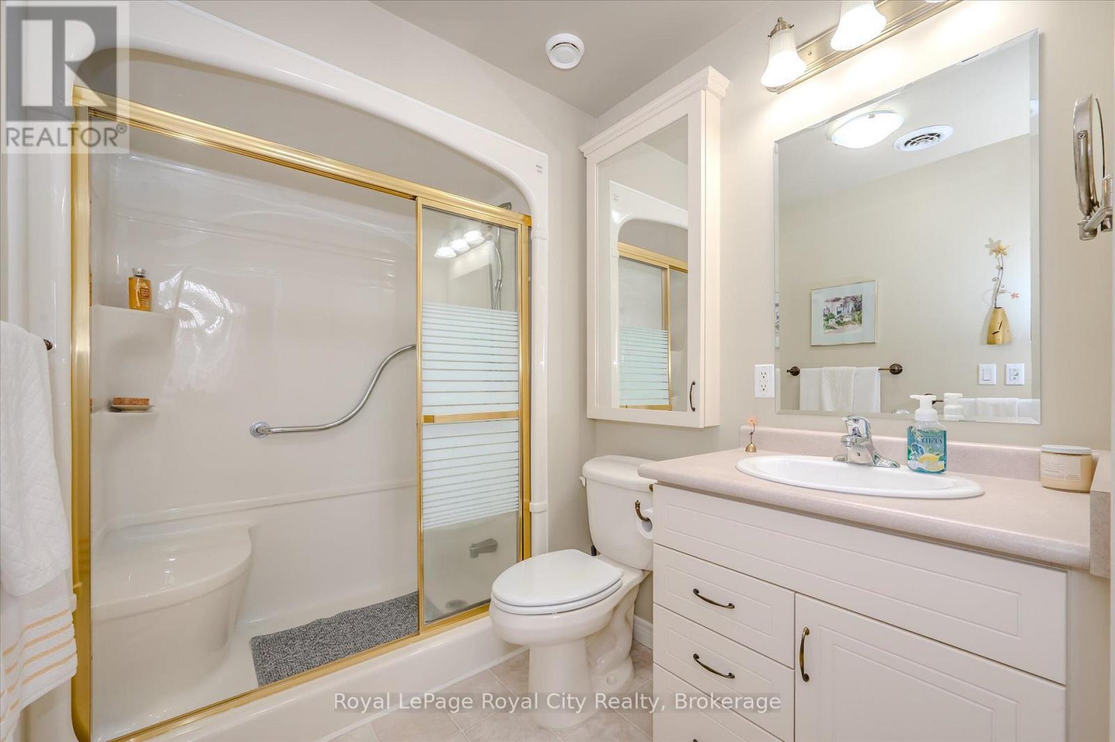












401 - 65 BAYBERRY DRIVE

,
Guelph (Village By The Arboretum),




Ontario
N1G5K9

