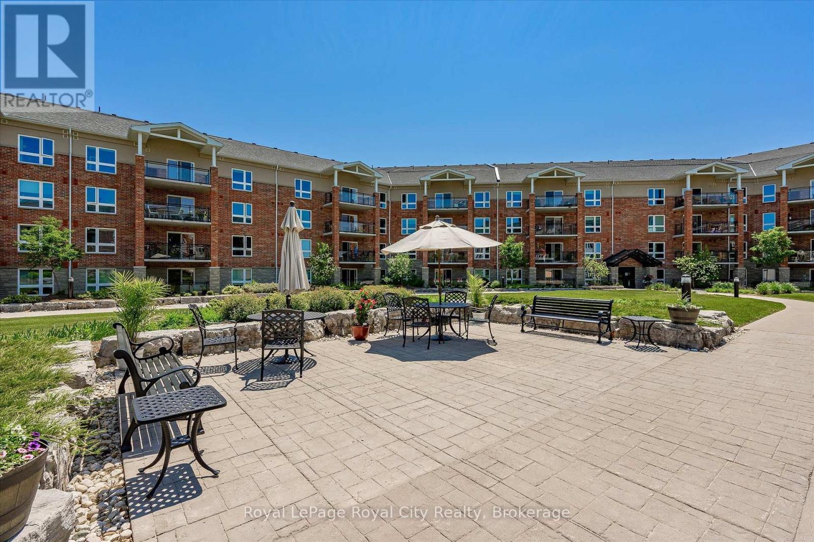 












401 - 65 BAYBERRY DRIVE

,
Guelph (Village By The Arboretum),




Ontario
N1G5K9

