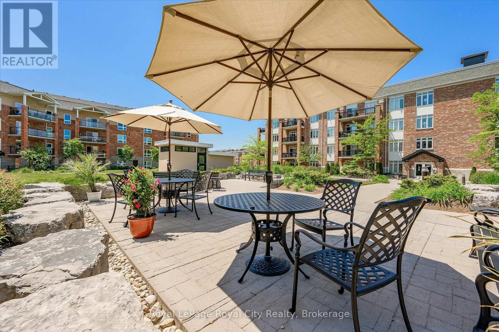 












401 - 65 BAYBERRY DRIVE

,
Guelph (Village By The Arboretum),




Ontario
N1G5K9

