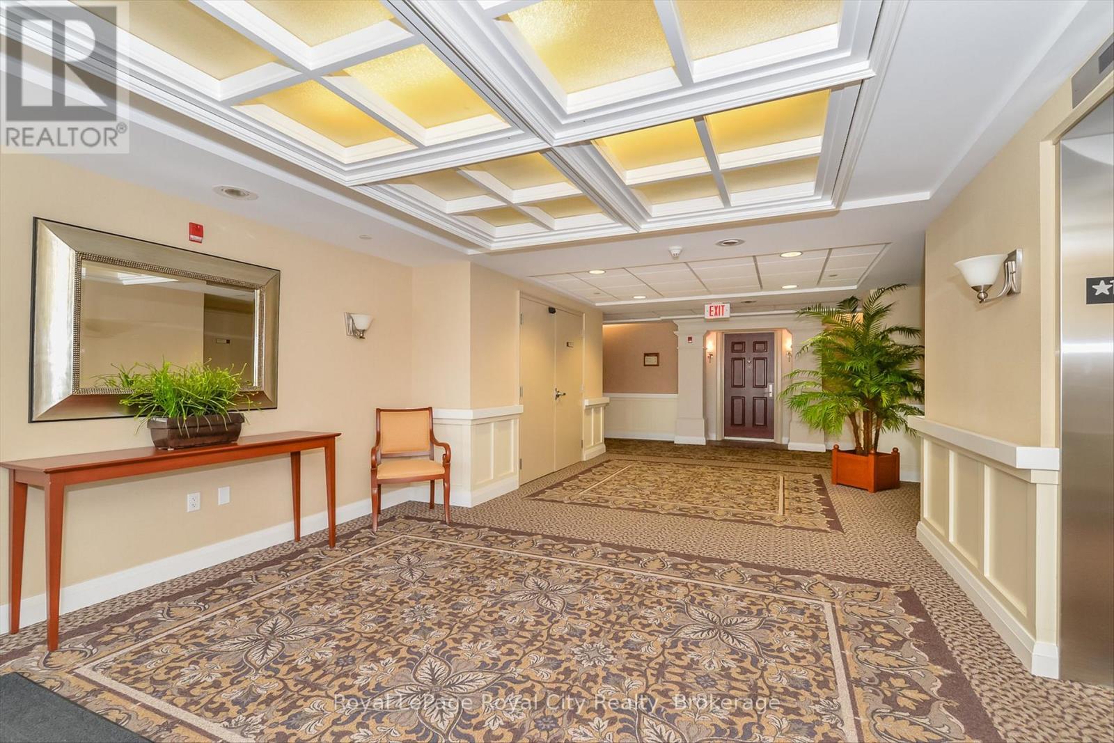 












401 - 65 BAYBERRY DRIVE

,
Guelph (Village By The Arboretum),




Ontario
N1G5K9

