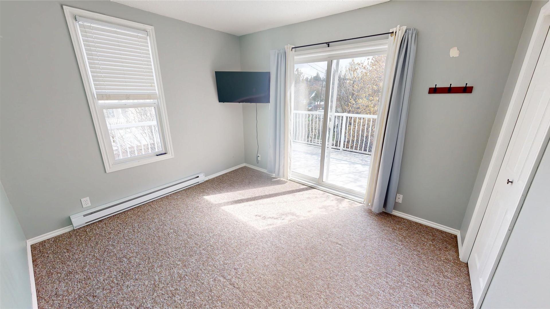 









109


9th

Avenue,
Cranbrook,




BC
V1C 2M1

