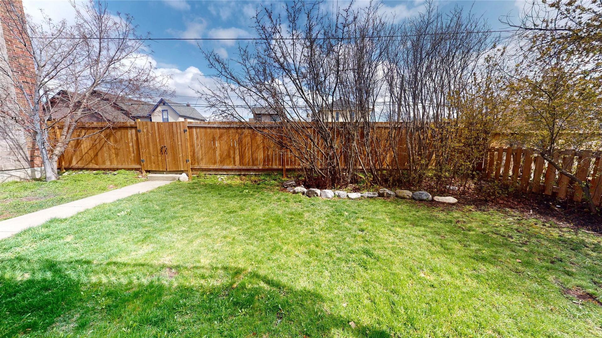 









109


9th

Avenue,
Cranbrook,




BC
V1C 2M1

