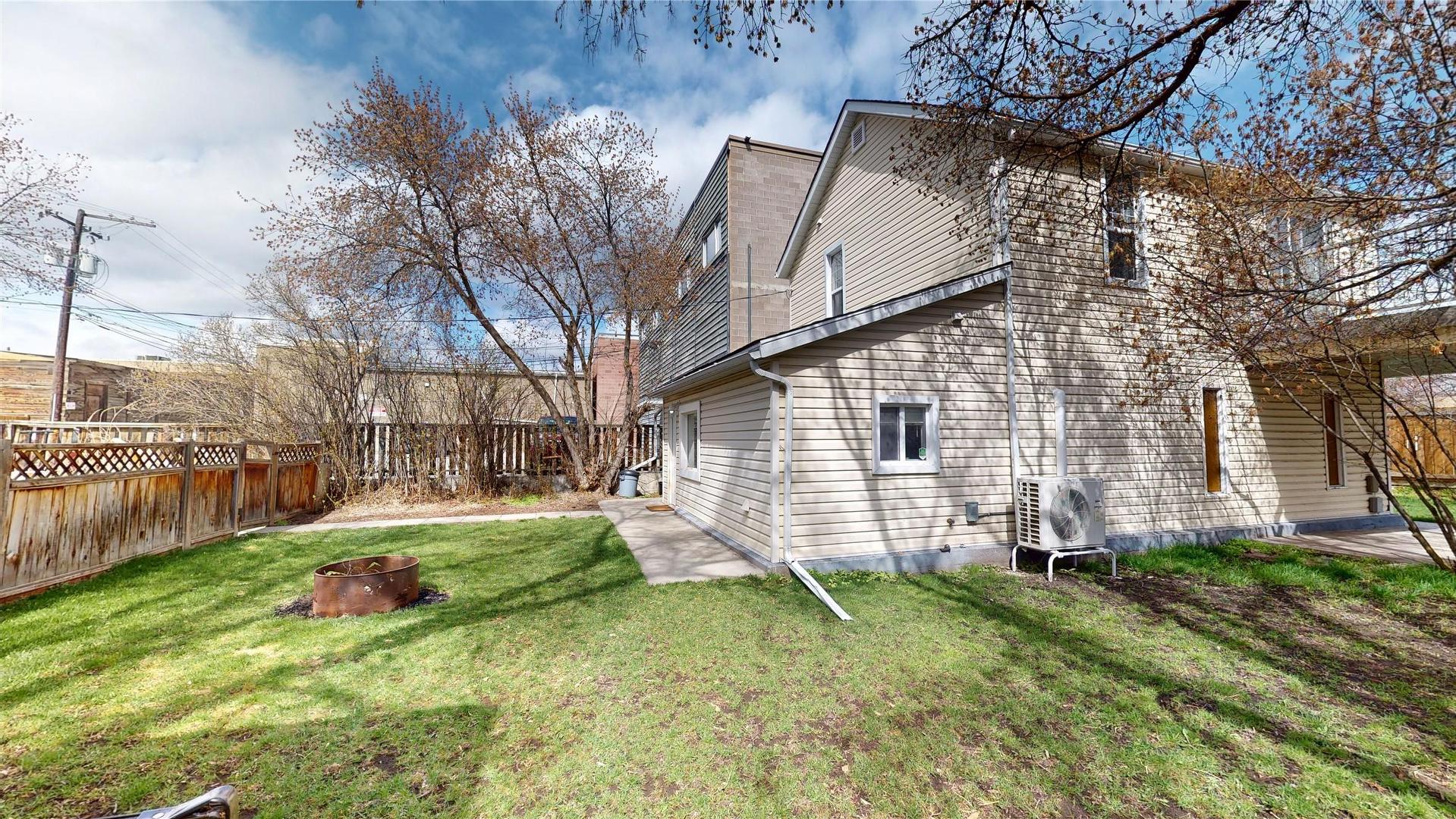 









109


9th

Avenue,
Cranbrook,




BC
V1C 2M1


