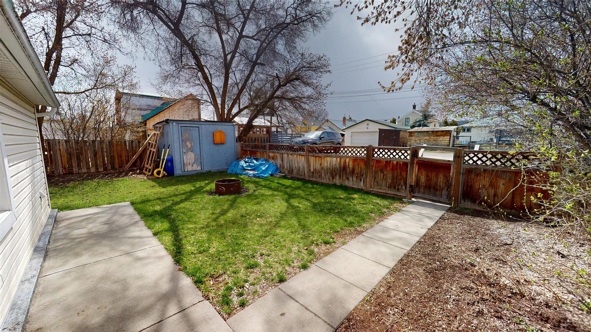 









109


9th

Avenue,
Cranbrook,




BC
V1C 2M1

