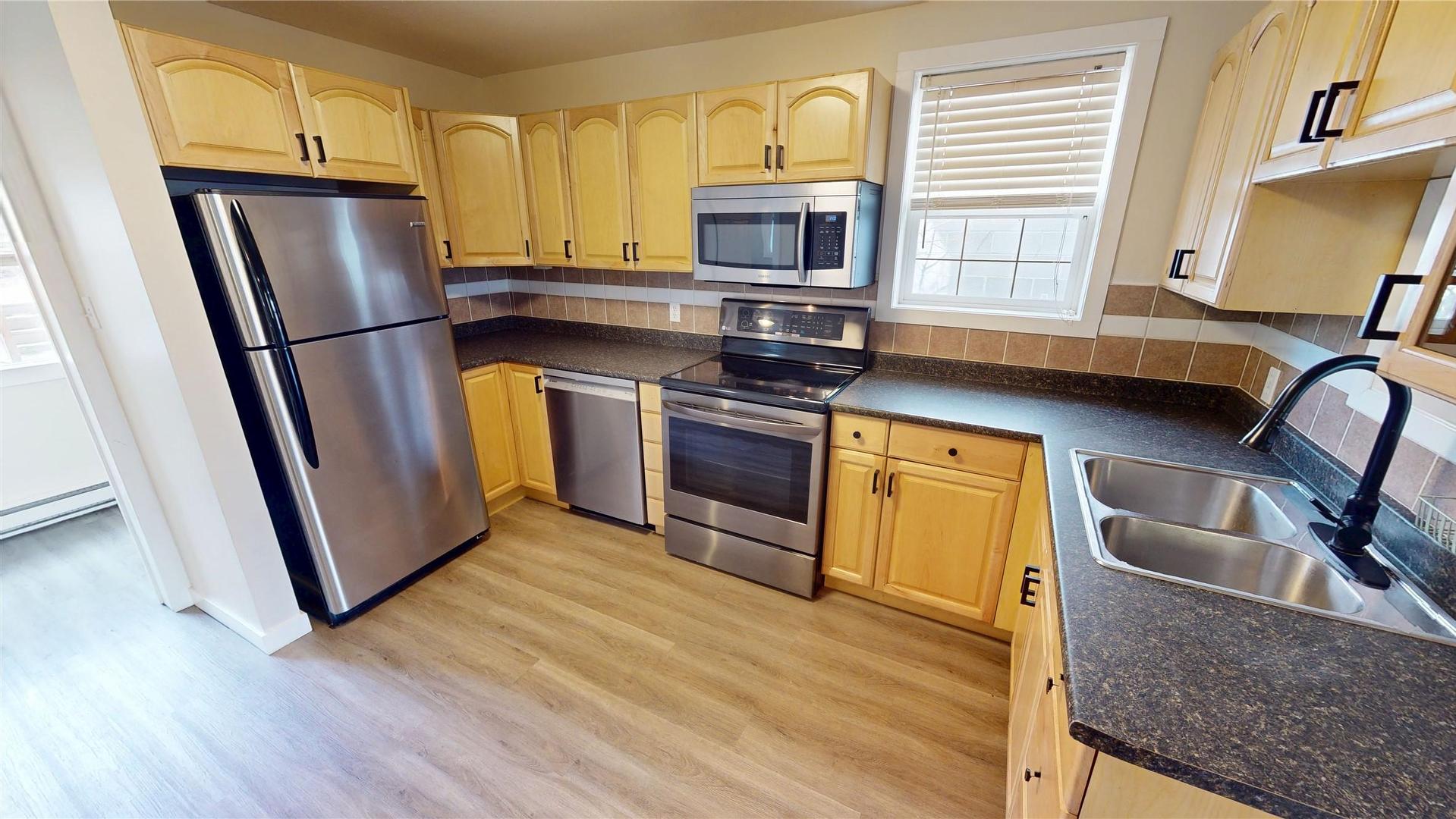 









109


9th

Avenue,
Cranbrook,




BC
V1C 2M1


