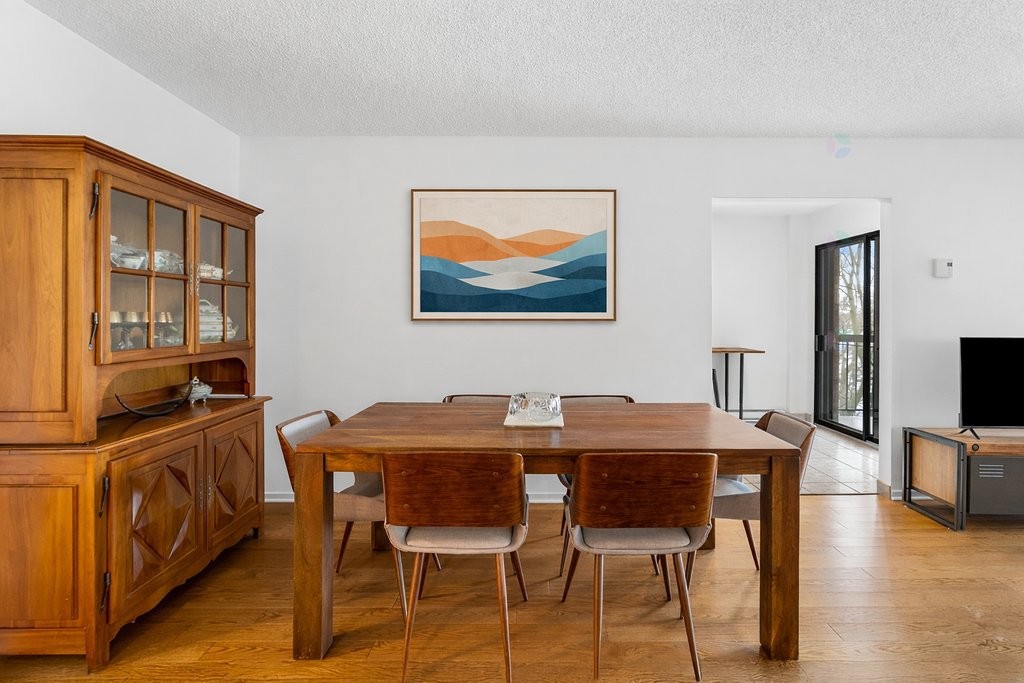 









4520


Prom. Paton

, 310,
Laval (Chomedey),




QC
H7W4X1

