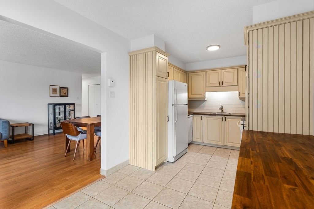 









4520


Prom. Paton

, 310,
Laval (Chomedey),




QC
H7W4X1

