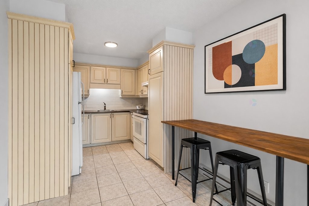 









4520


Prom. Paton

, 310,
Laval (Chomedey),




QC
H7W4X1

