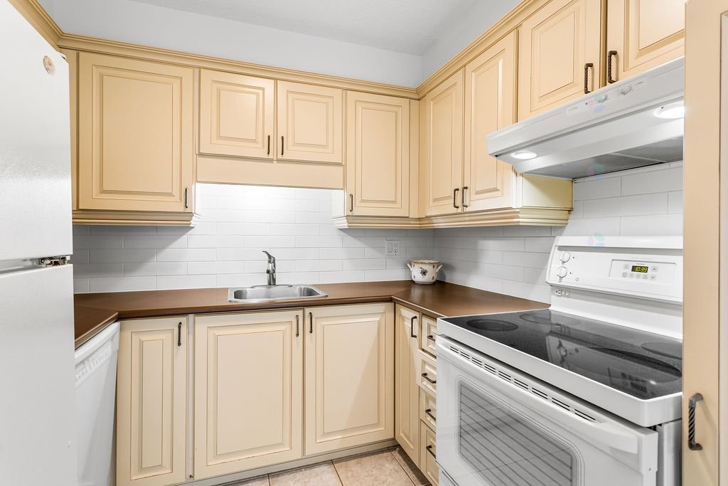 









4520


Prom. Paton

, 310,
Laval (Chomedey),




QC
H7W4X1

