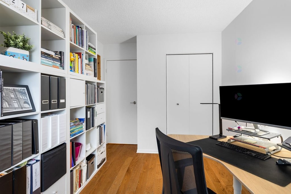 









4520


Prom. Paton

, 310,
Laval (Chomedey),




QC
H7W4X1

