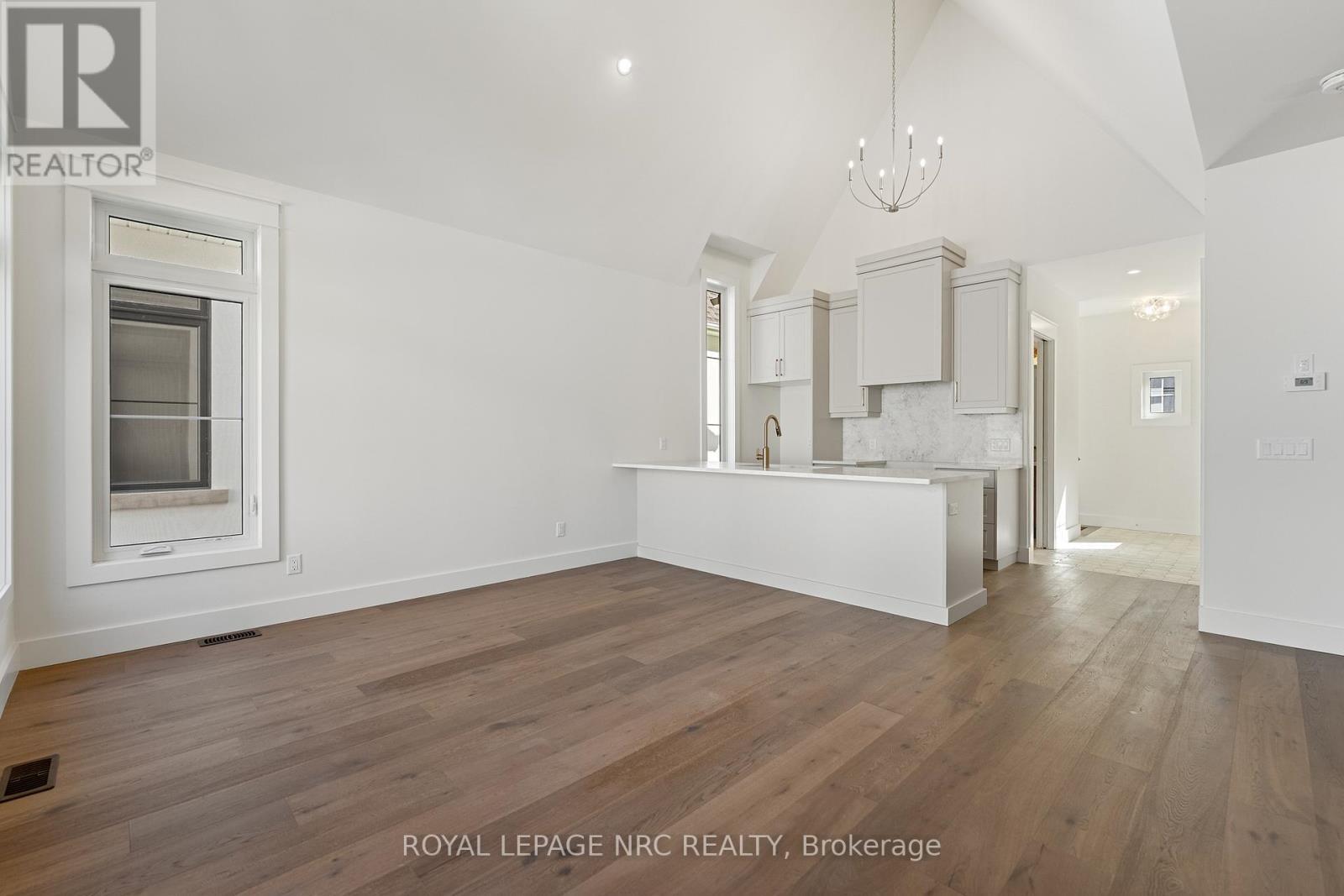 












4054 GLENSPRING ROAD

,
Fort Erie (Crystal Beach),




Ontario
L0S1B0

