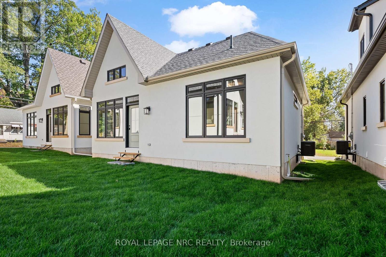 












4054 GLENSPRING ROAD

,
Fort Erie (Crystal Beach),




Ontario
L0S1B0

